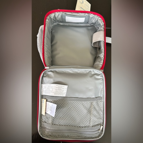 Pottery Barn Kids Lunch Bag BNWT - Picture 2 of 3